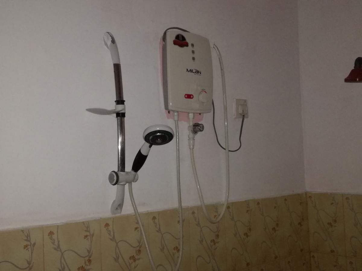 דמבולה Deshani Holiday Inn מראה חיצוני תמונה